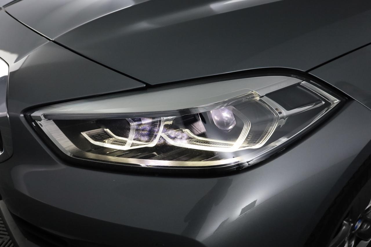 BMW Serie 1 (F40) 116d BUSINESS ADVANTAGE