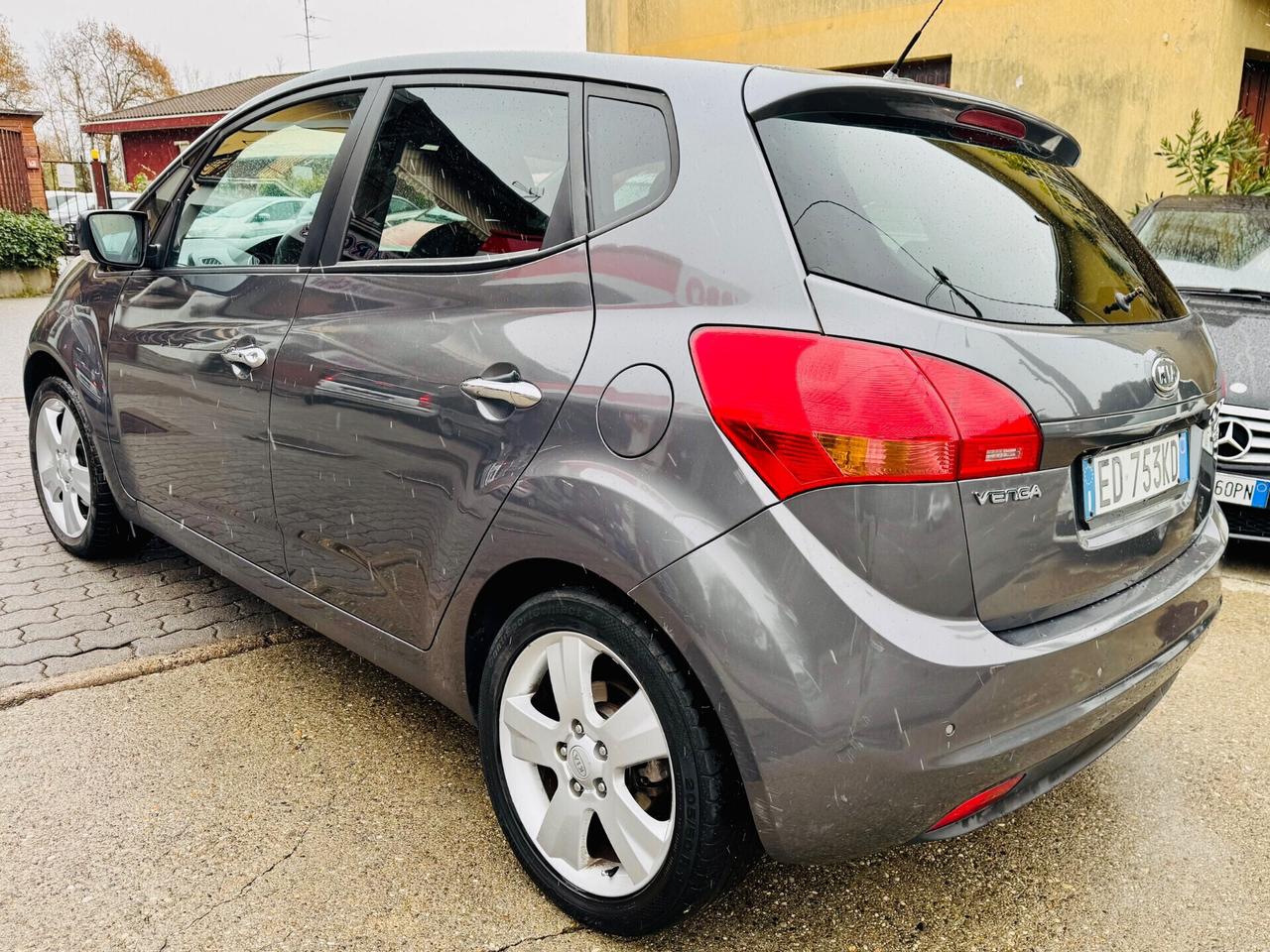 Kia Venga 1.6 CRDi VGT TX ok Neopatentati