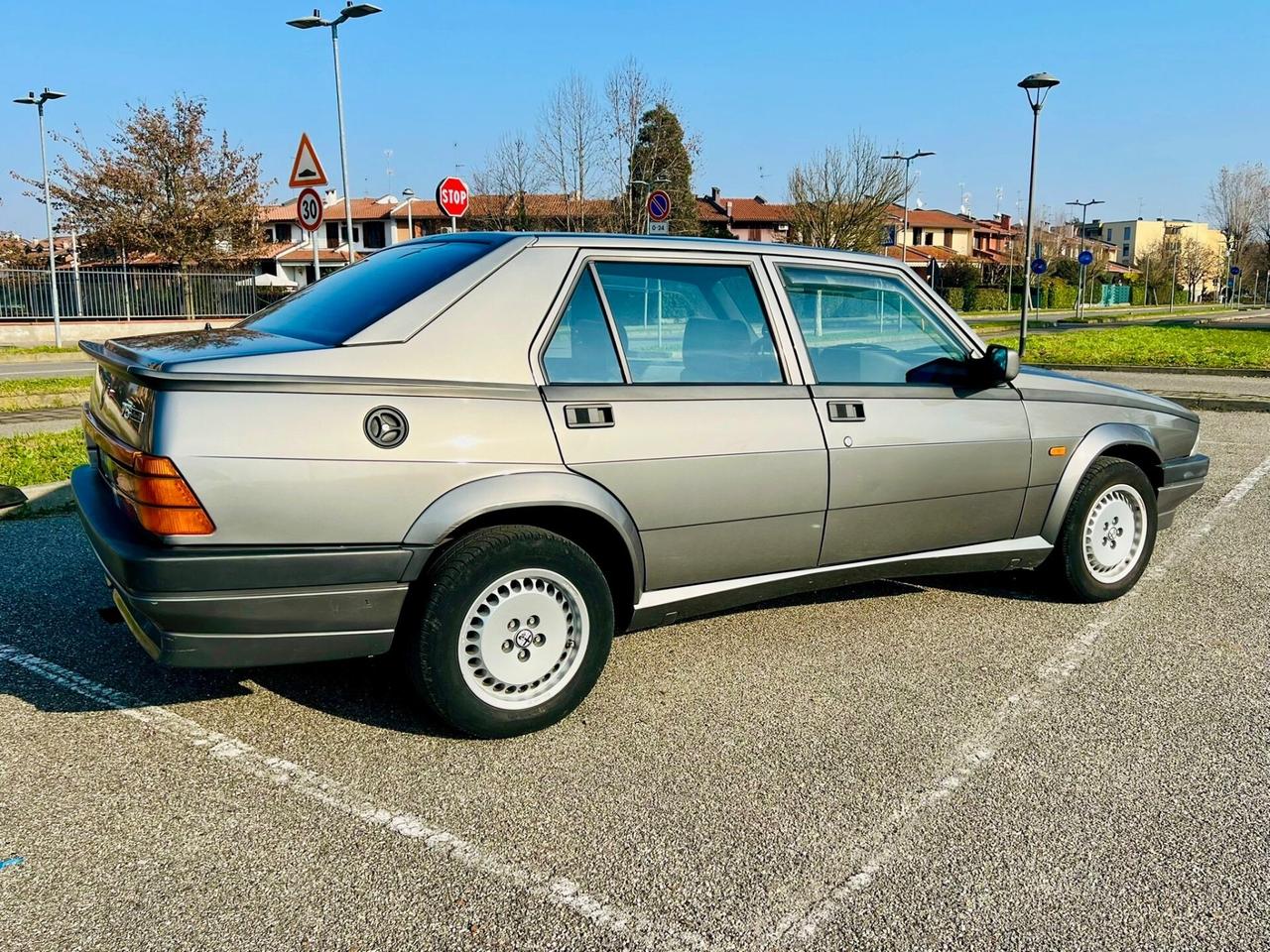 Alfa Romeo 75 2.0i Twin Spark Conservata 97000km