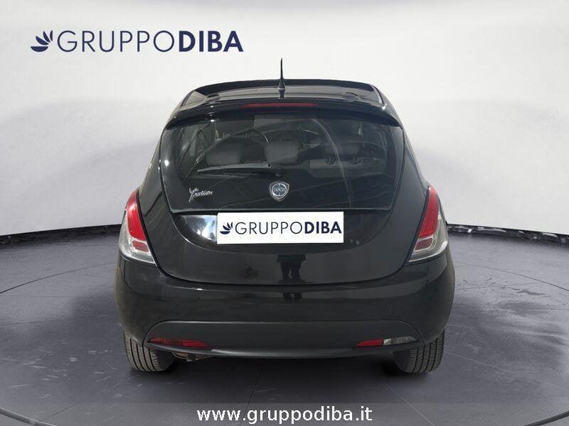 Lancia Ypsilon III 2011 Benzina 1.2 8v silver s&s 69cv