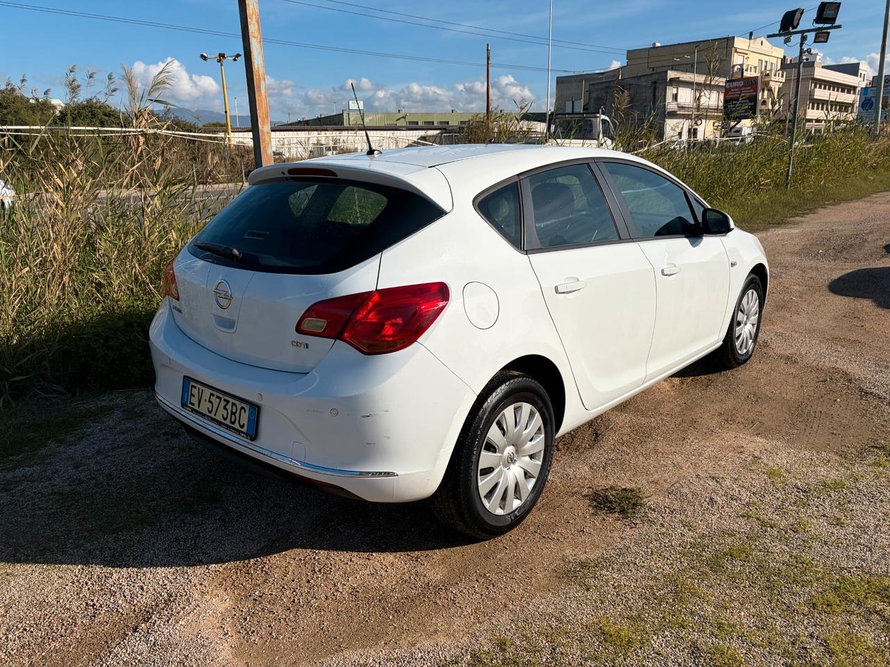 OPEL ASTRA 1.7 CDTI COSMO 110CV ANNO 2014