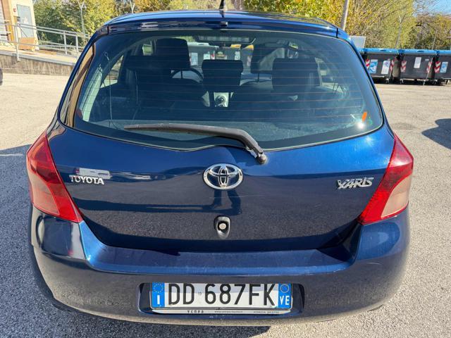 TOYOTA Yaris 1.0 5 porte Sol senza nessun lavoro da fare