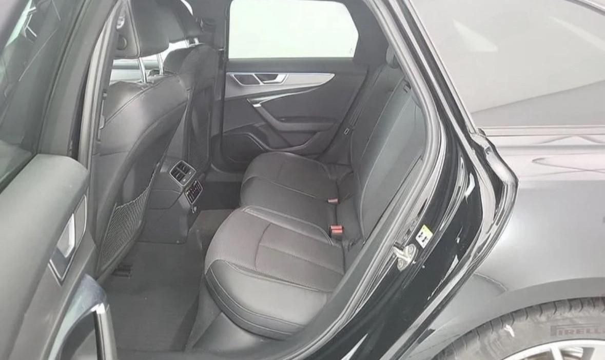 Audi A6 Avant 40 2.0 TDI quattro ultra S tronic S-Line Plus