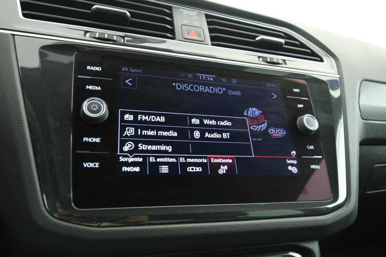 VOLKSWAGEN Tiguan 2.0 tdi R-Line 4motion 200cv dsg CAMERA+ACC+APP CONNECT+C20"