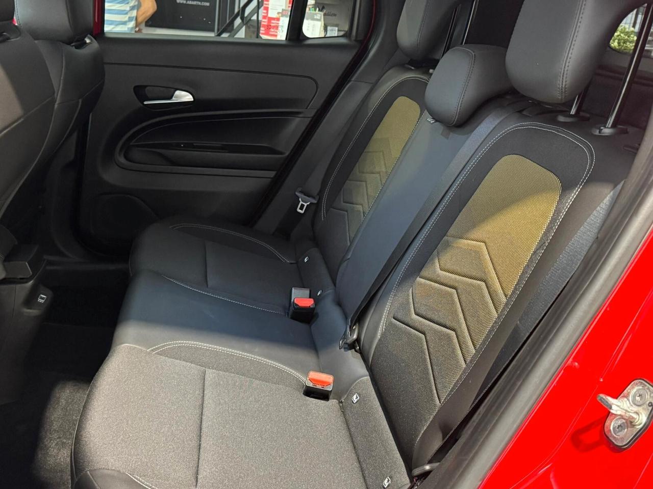 Jeep Avenger 1.2 Turbo 100 CV Summit