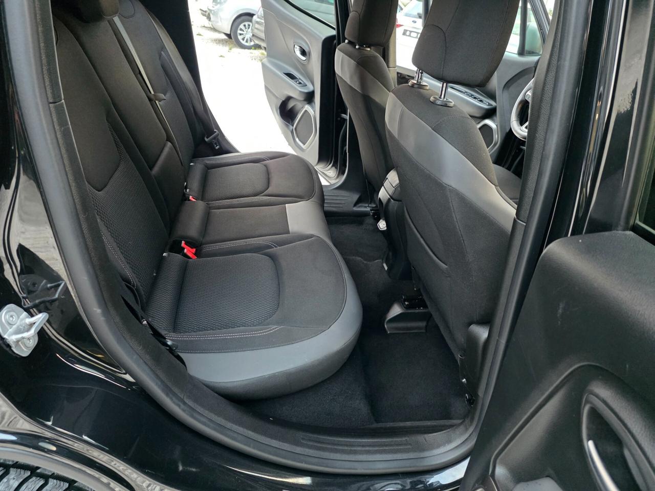 Jeep Renegade 1.3 T4 DDCT Limited