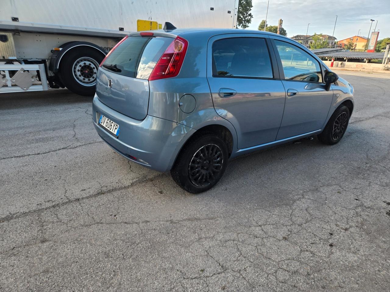 Fiat Grande Punto 1.4 5 porte Active Natural Power