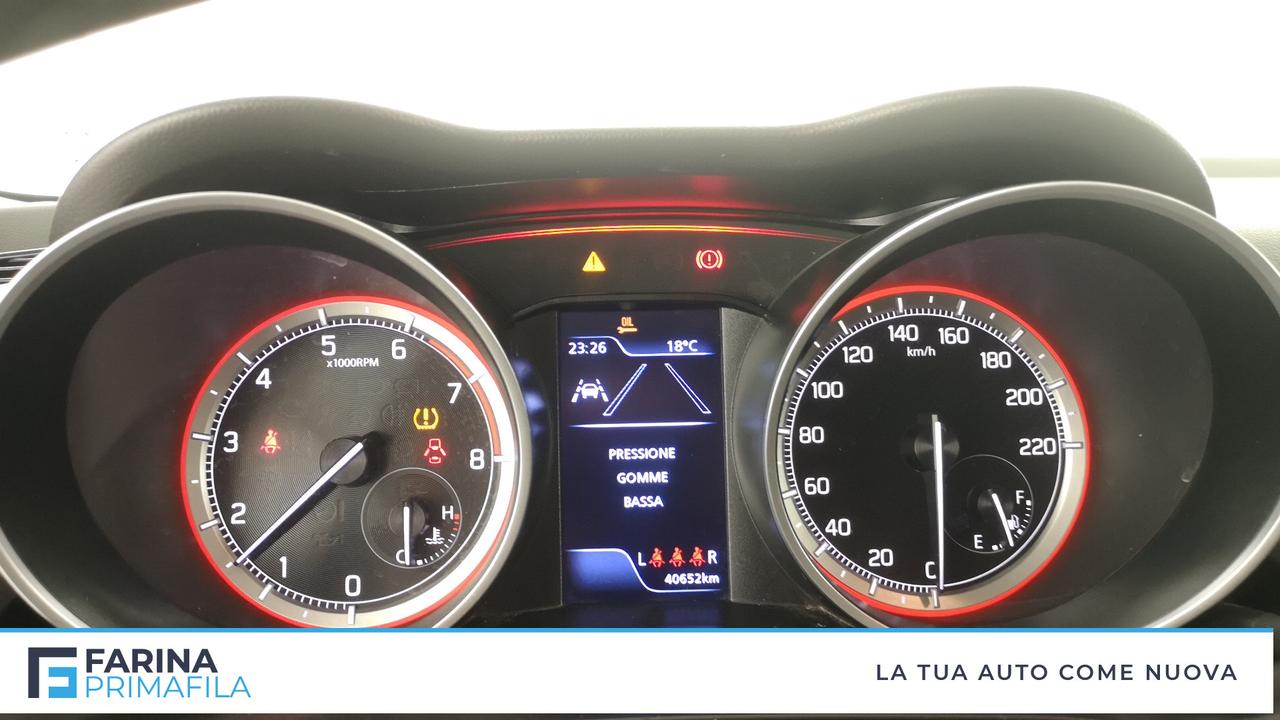 SUZUKI Swift VI 2017 - Swift 1.2h Top 2wd