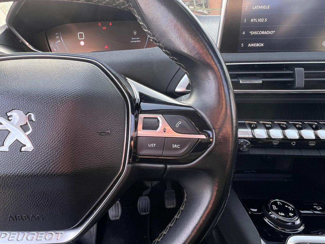 Peugeot 3008 Allure 1.6 PureTech 180 #8503