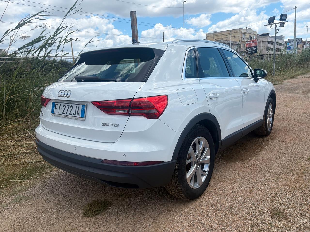 AUDI Q3 35 TDI 105.000 KM 08/2019 GARANTITA UNICOPROPRIETARIO