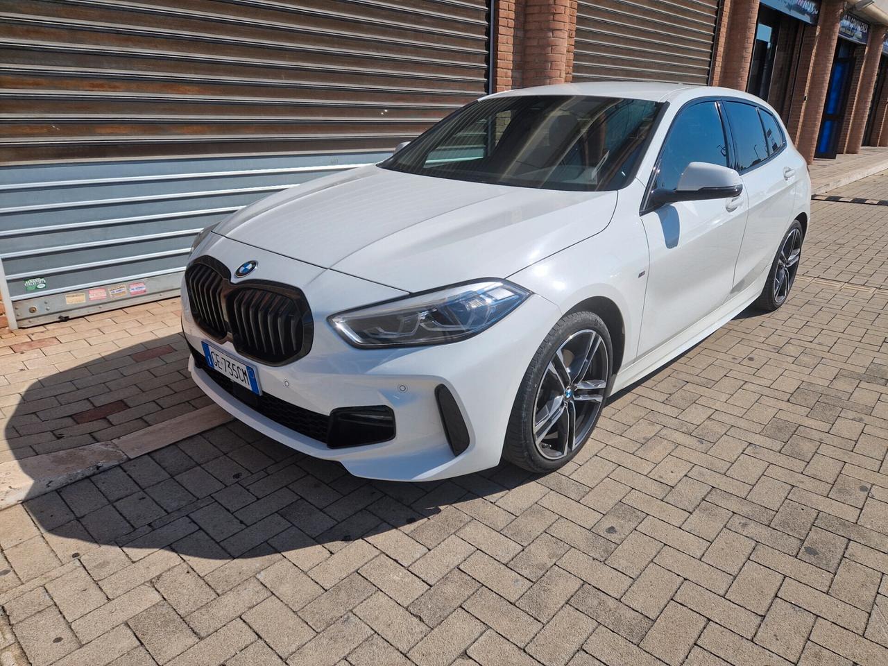 Bmw 118 118d 5p. Msport