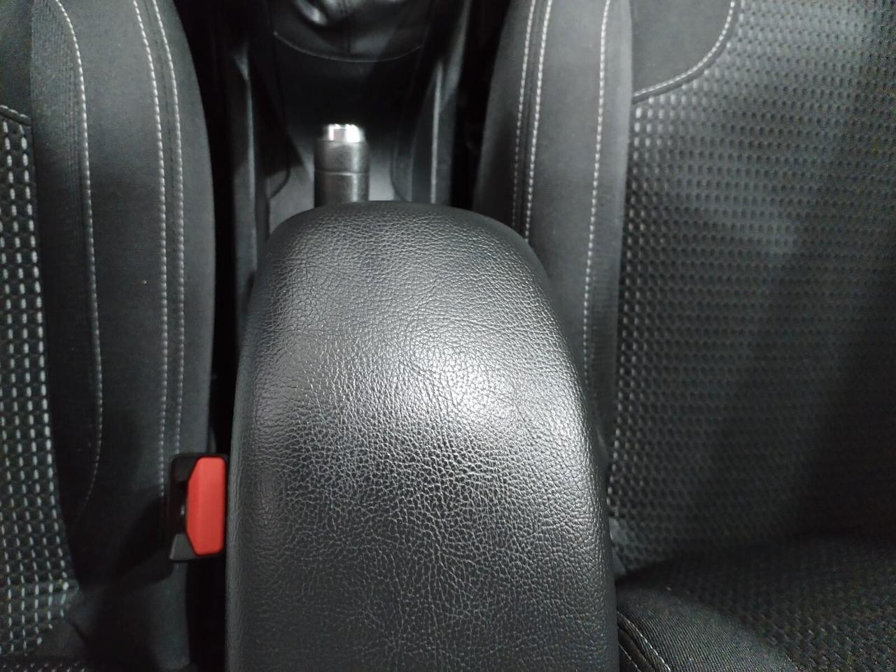 Peugeot 208 BlueHDi 100 5 porte Allure
