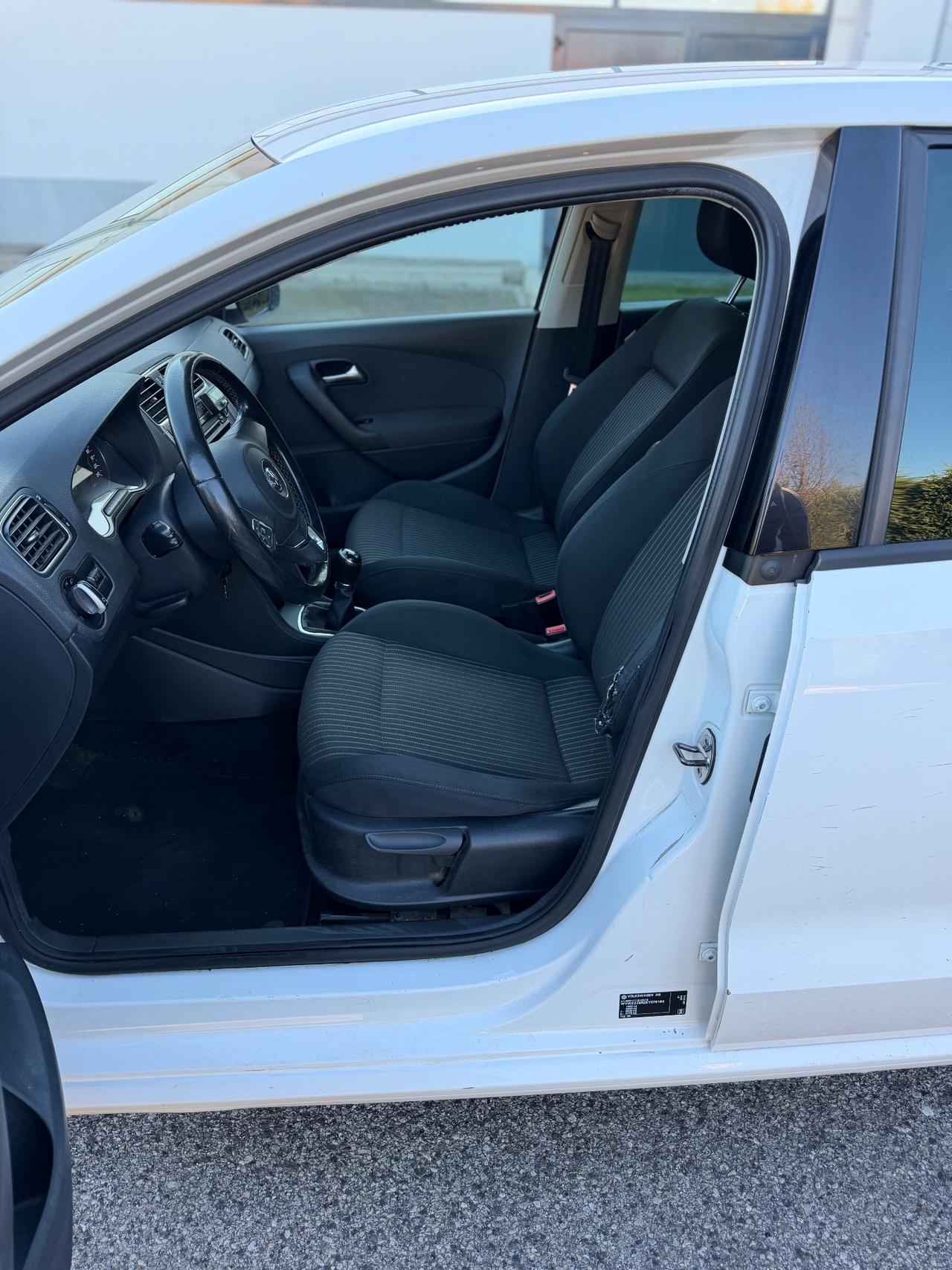 Volkswagen Polo 1.6 TDI 90CV neopatentati