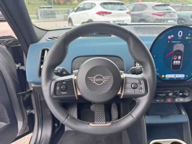 MINI Countryman D Favoured Countryman MY25 M pack TETTO PANORAMICO