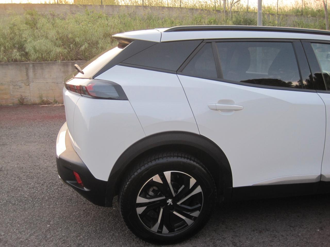 Peugeot 2008 PureTech 130 S&S Allure Pack