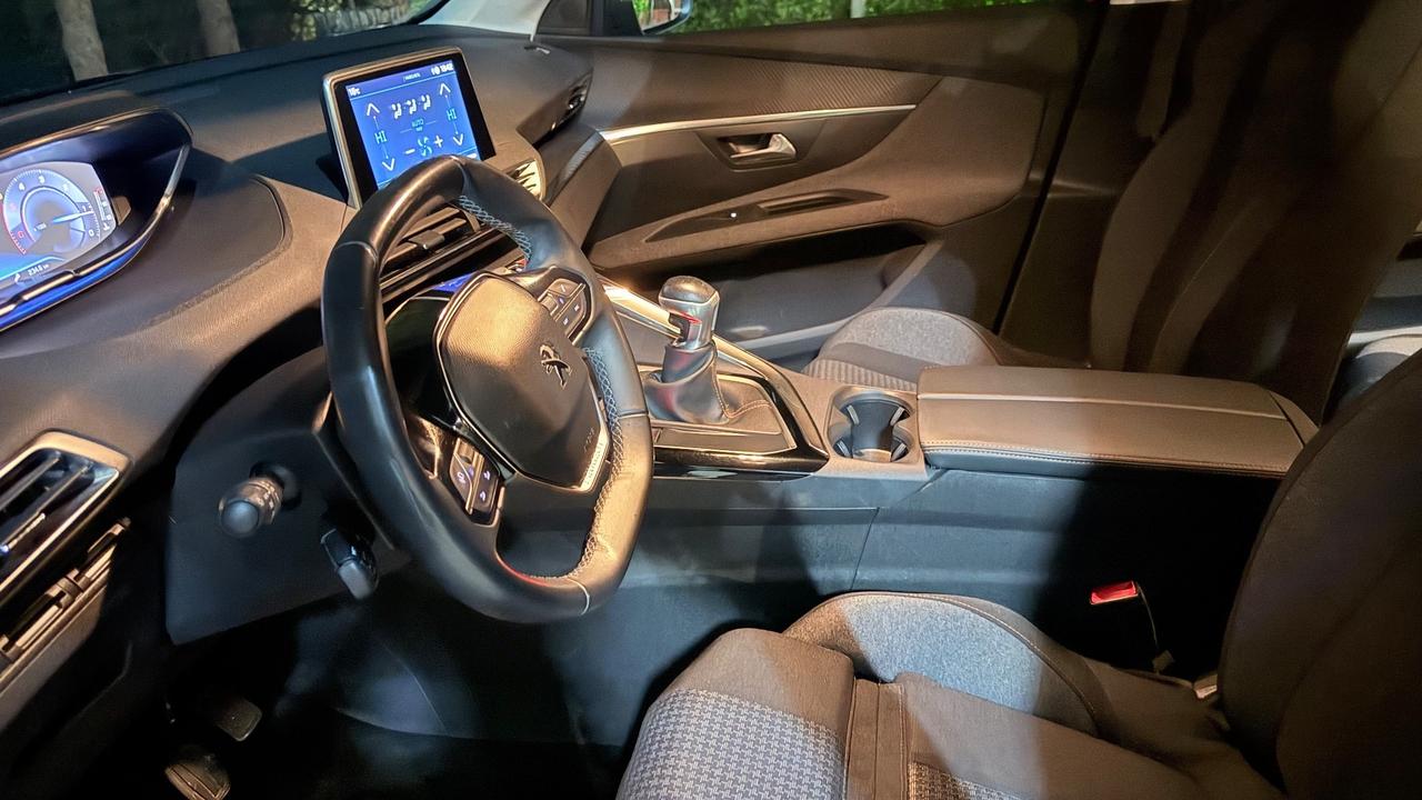 Peugeot 3008 BlueHDi 130 S&S Allure