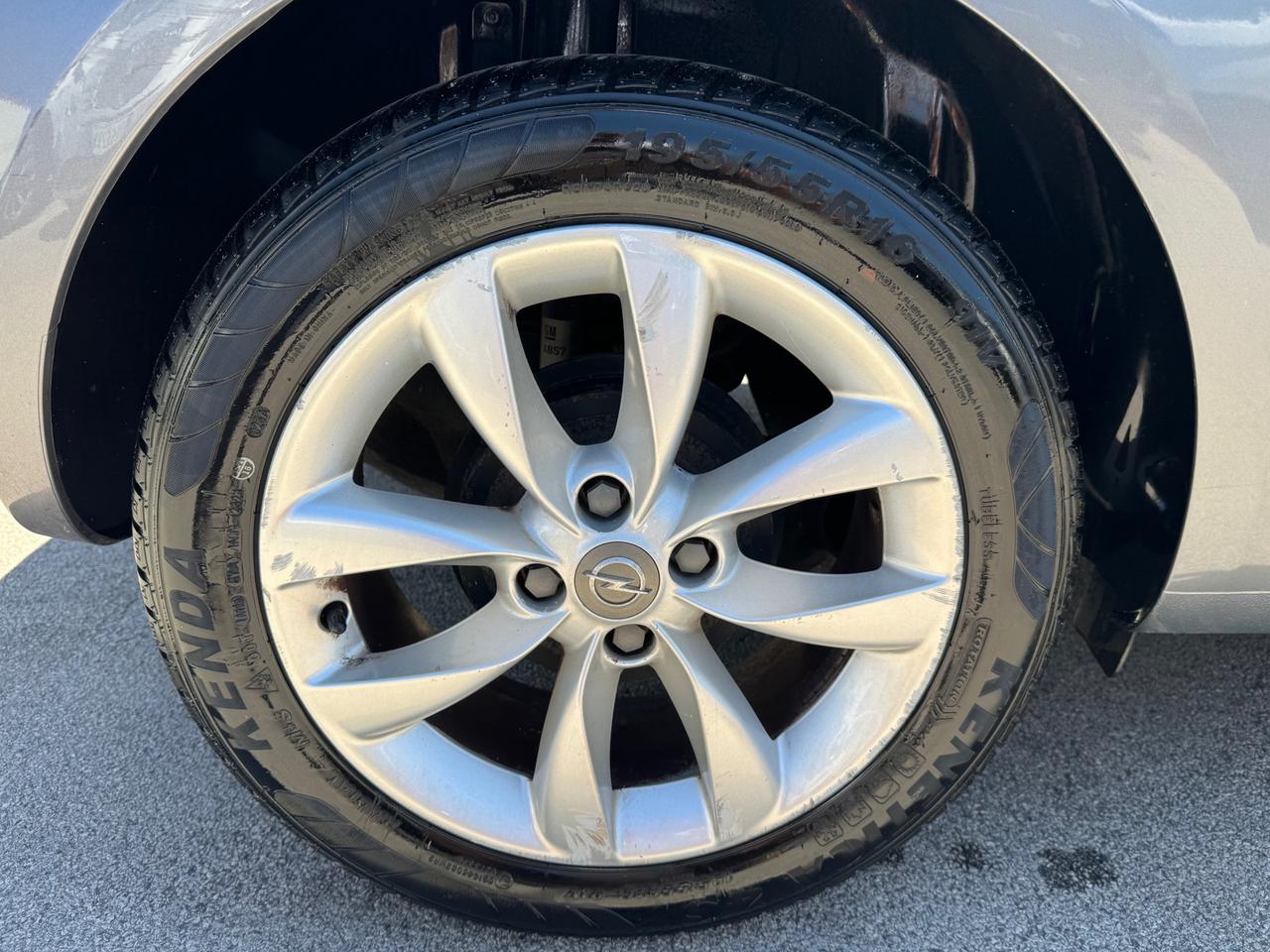 Opel Adam 1.4 Jam Gpl-tech 87cv E6