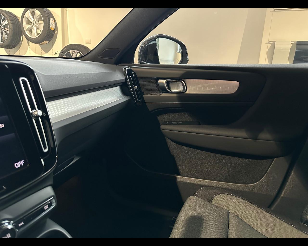 VOLVO XC40 Recharge Core T5 AUT