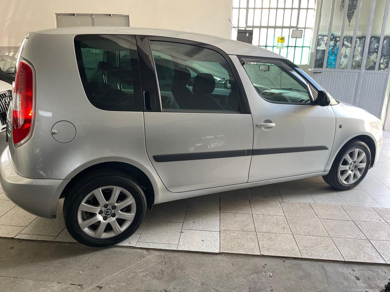 Skoda Roomster 1.4 16V Sport