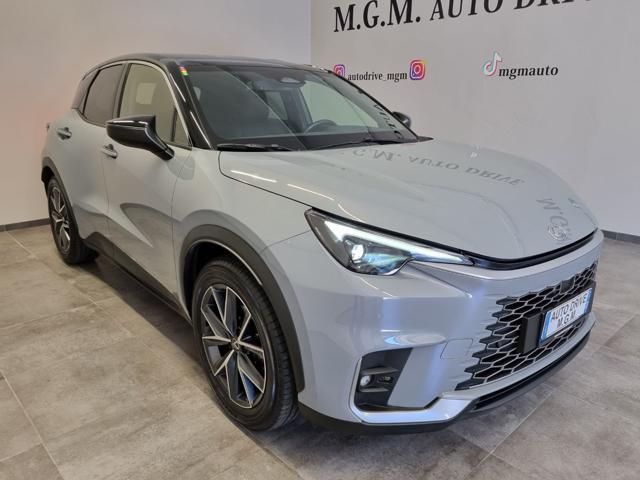 LEXUS LBX Hybrid 4WD Emotion