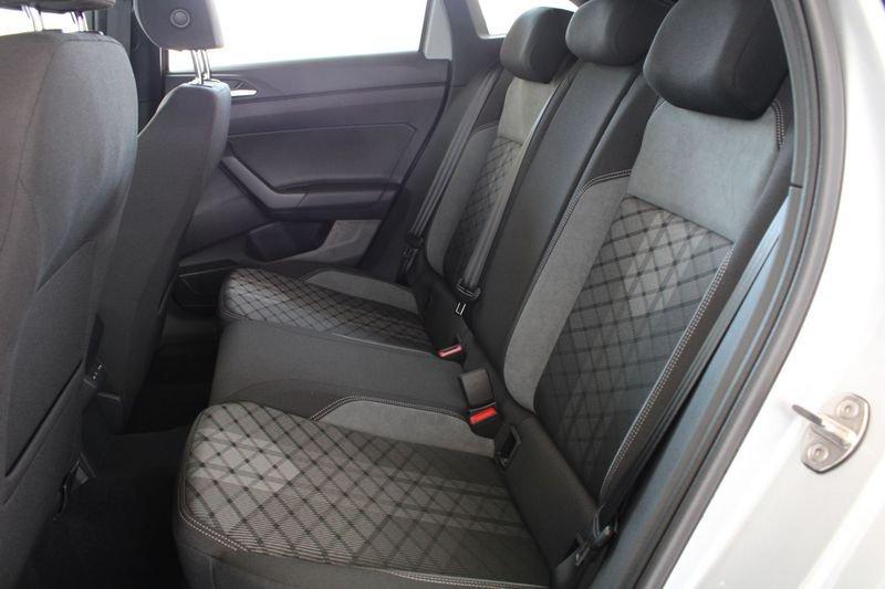 Volkswagen Taigo 1.0 TSI 110 CV R-Line