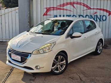 Peugeot 208 1.4 HDi 68 CV 5 porte Allure