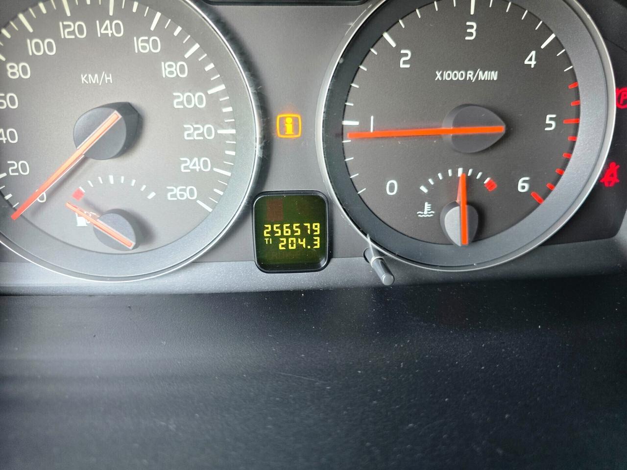 Volvo V50 2.0 D 6 MARCE - INTERNI IN PELLE