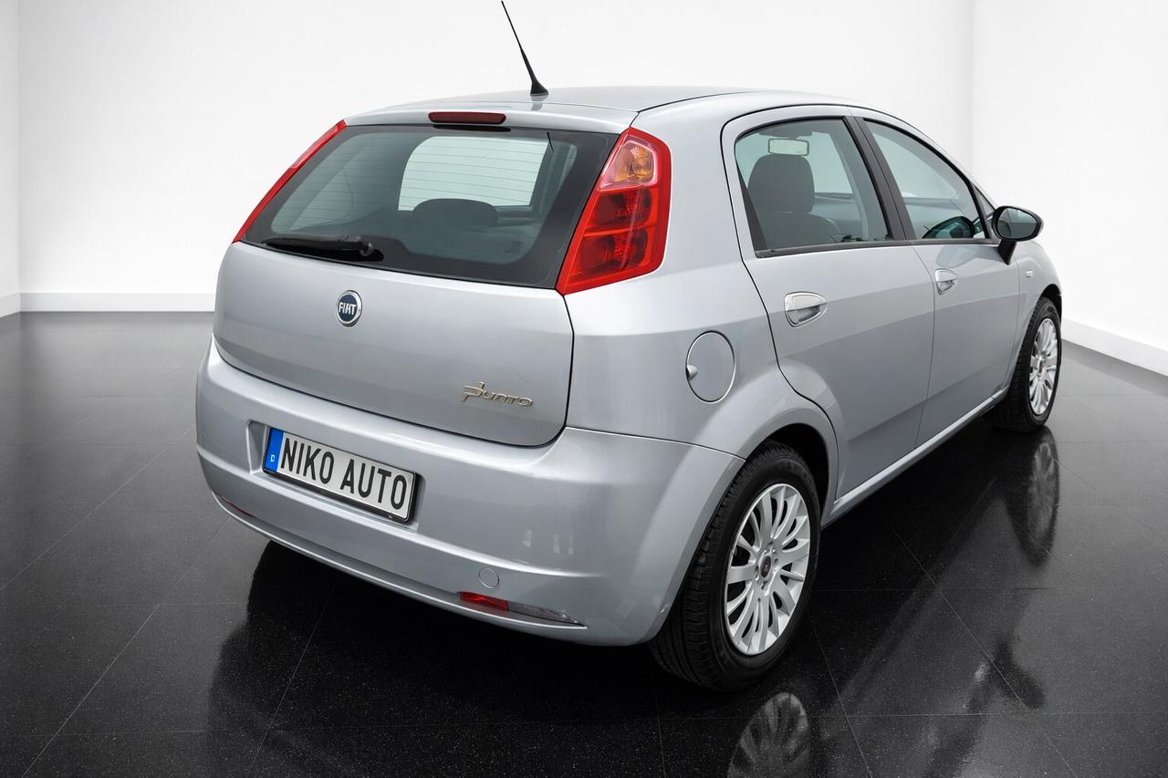 Fiat Grande Punto 1.3 MJT 90 CV 5P Emotion NAVI TEL NEOPAT €4 CATTENA NUOVA