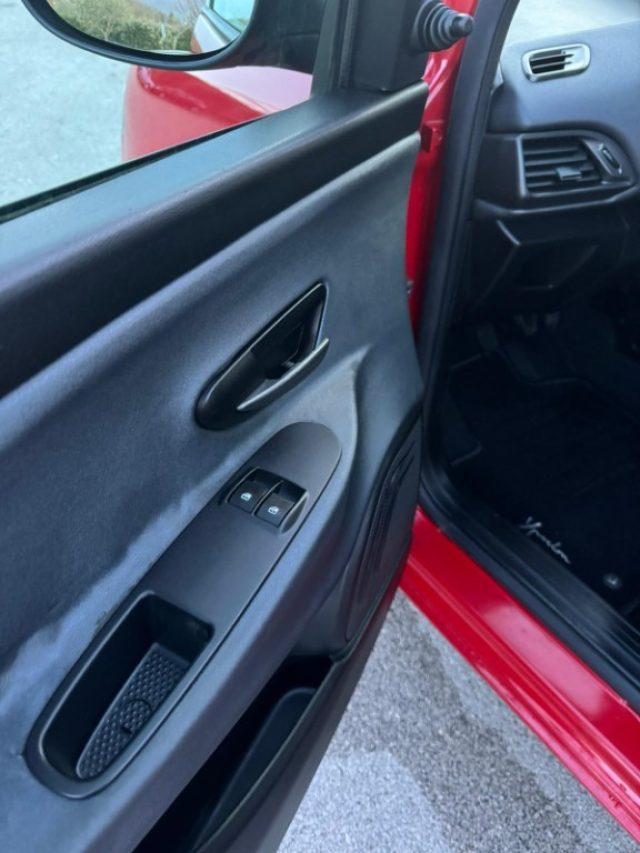 LANCIA Ypsilon 1.2 69 CV 5 porte GPL Ecochic Gold