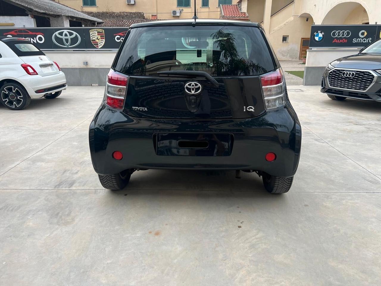 Toyota iQ 1.0 Sol
