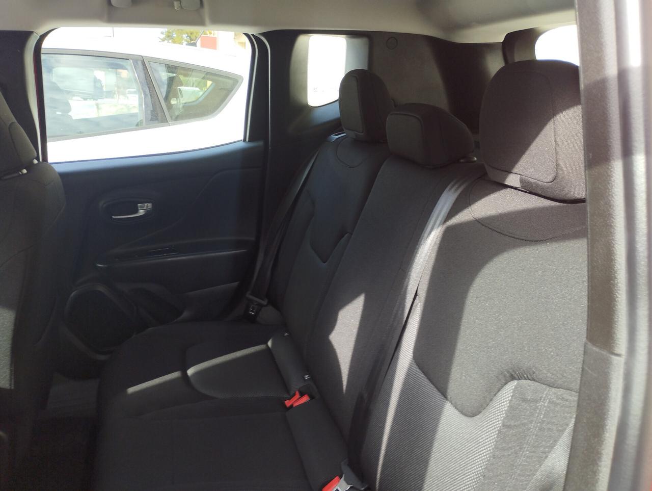 Jeep Renegade 1.6 Mjt 130 CV Longitude