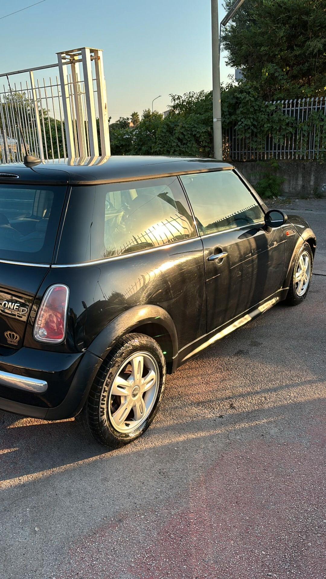 Mini Mini 1.4 tdi One D de luxe