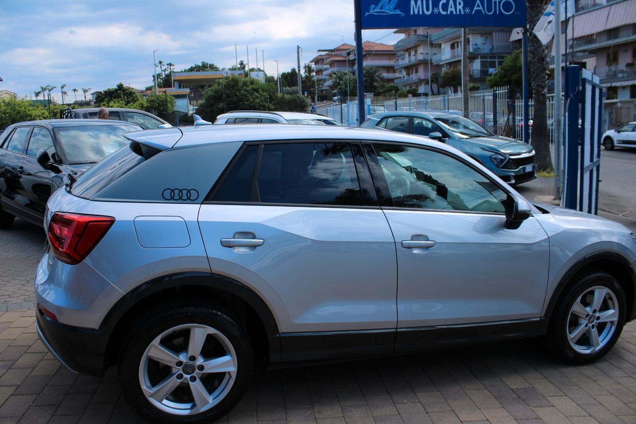 Audi Q2 2.0 TDI quattro S tronic Business