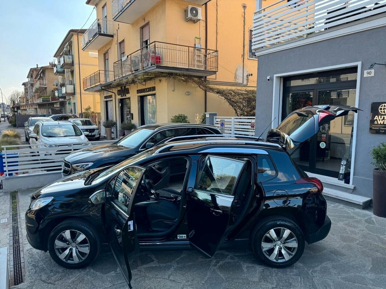 PEUGEOT 2008 PureTech 82cv ALLURE NEOPAT.