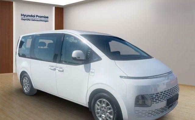 HYUNDAI Staria 1.6 HEV AT 2WD 9 posti + IVA