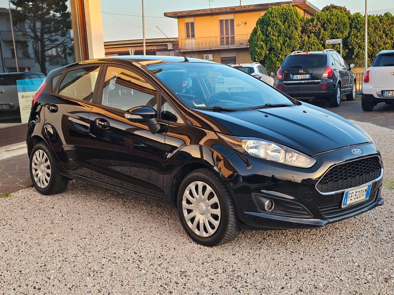 Ford Fiesta 1.4 5 BENZ.- GPL UNICO PROP ANNO 2016 OK PER NEOPATENTATI