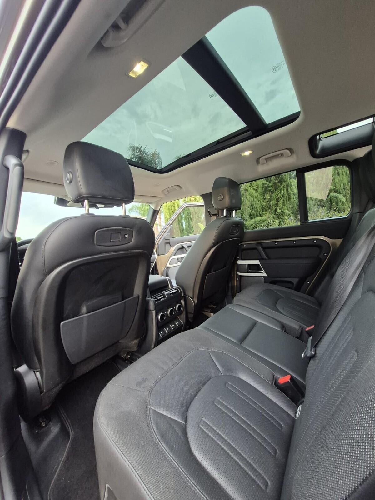 LAND ROVER DEFENDER 110 2.0 240 Cv TETTO APRIBILE 7 POSTI -8-2020