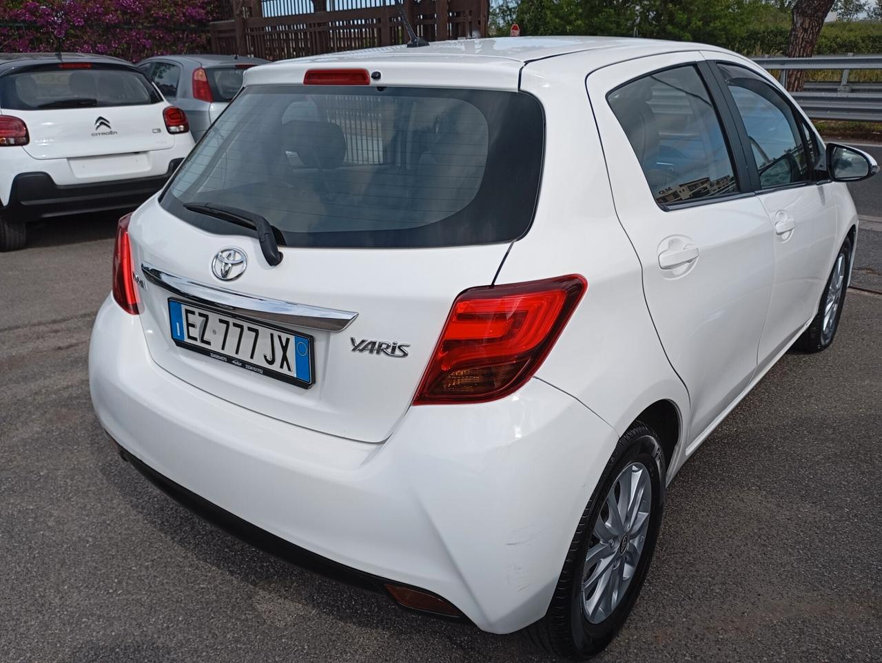 Toyota Yaris 5P 1.4 D-4D Lounge