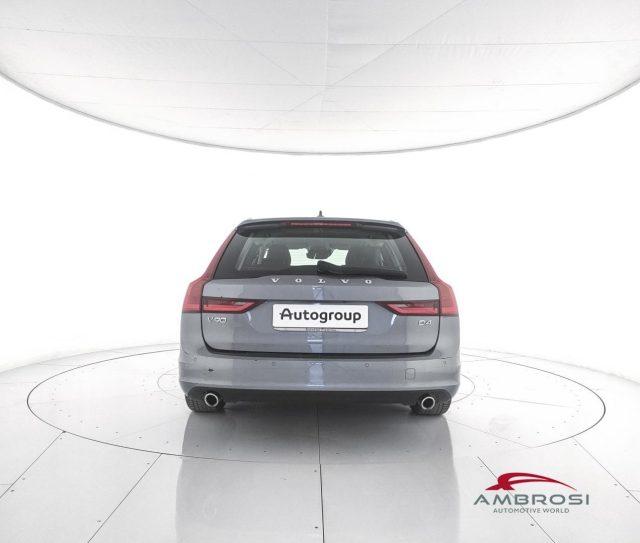 VOLVO V90 D4 Geartronic Momentum