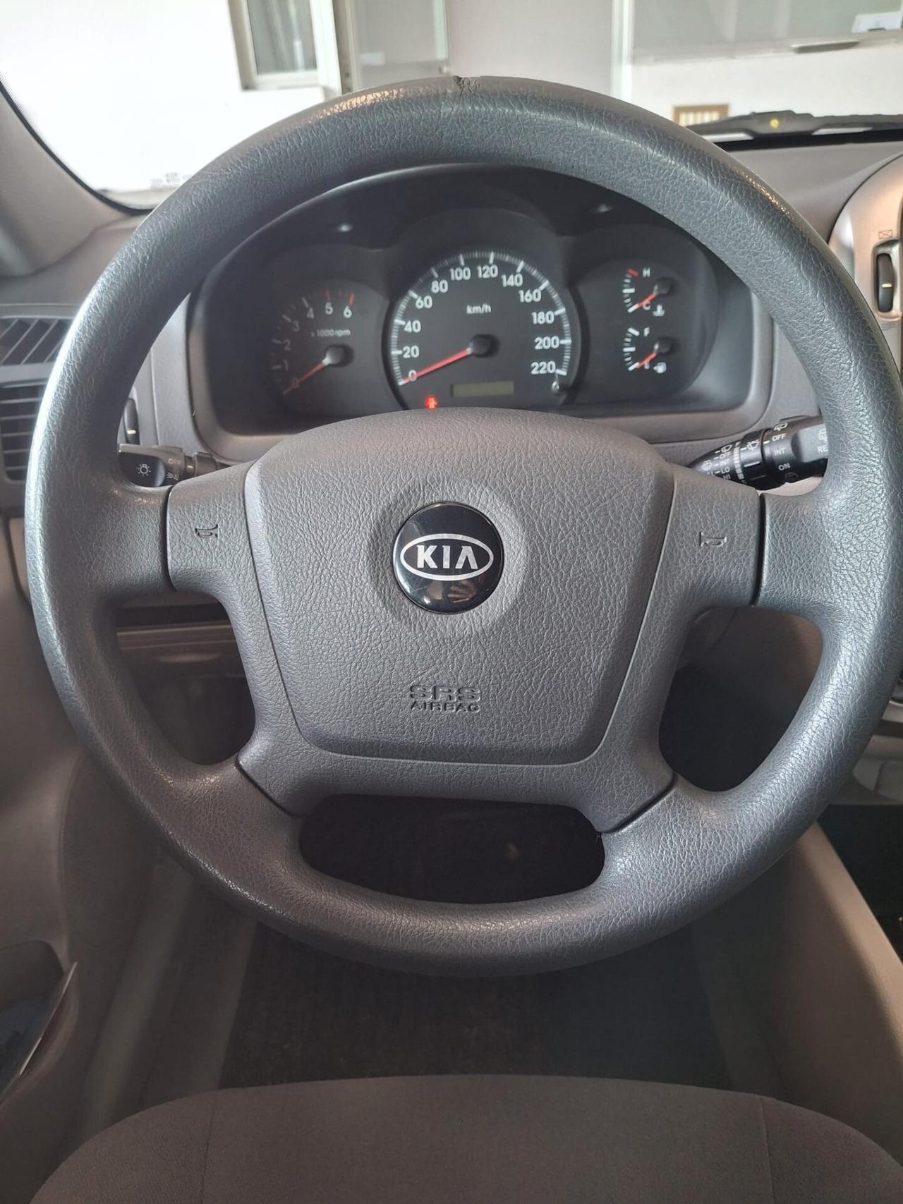 Kia Cerato 1.5 crdi 16v*NEOPATENTATI