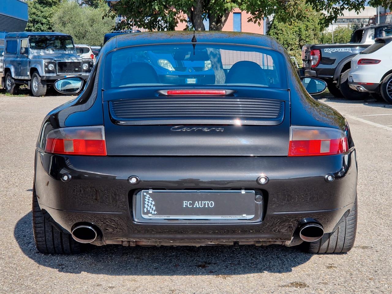 Porsche 911 Carrera cat Coupé