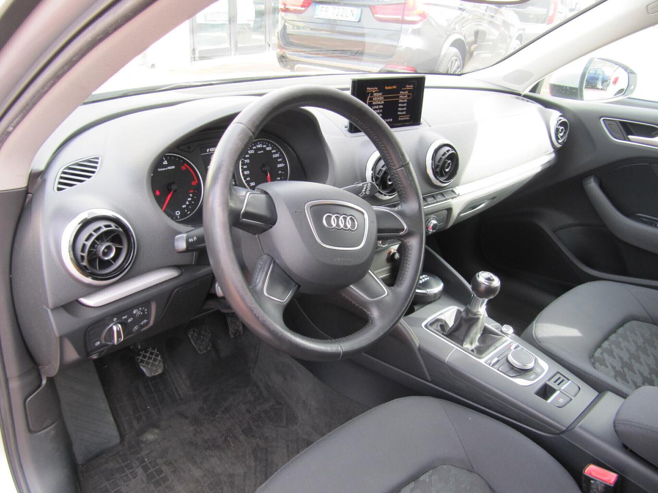 Audi A3 SPB 1.6 TDI Ambition - 2013