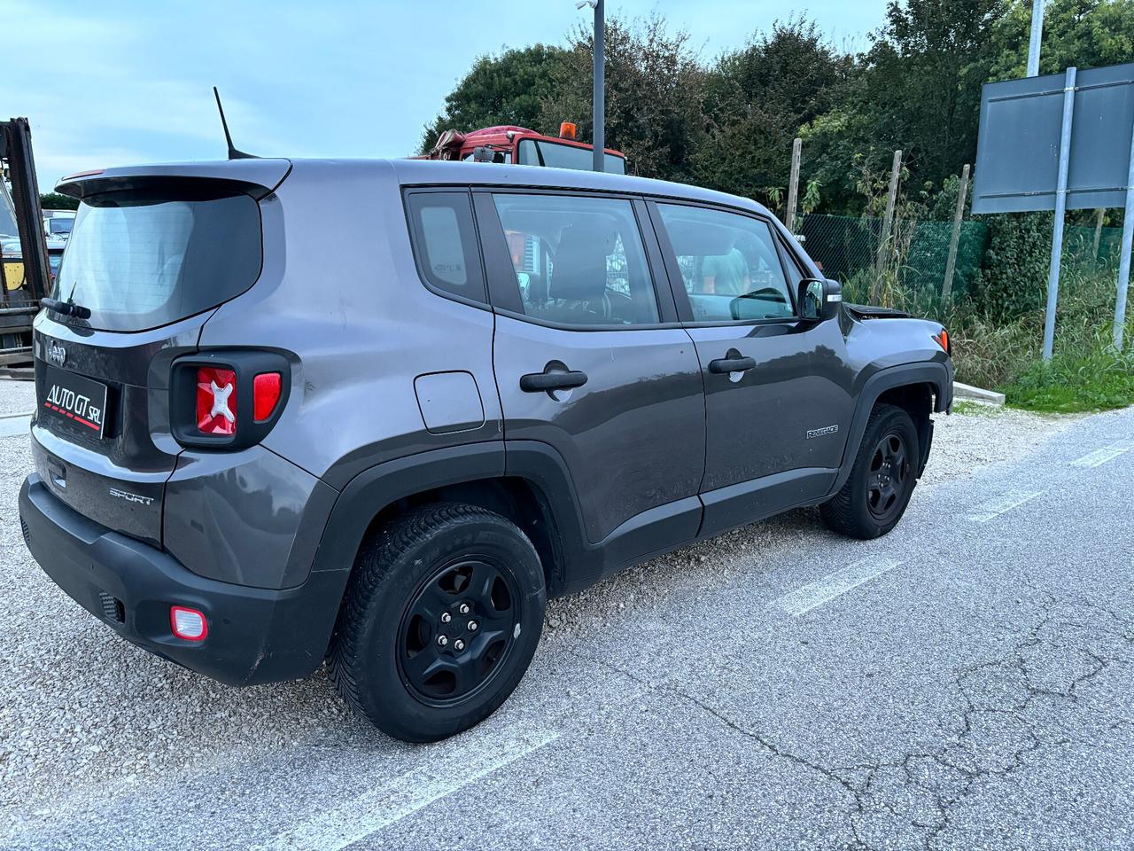 Jeep Renegade 1.6 EVO Sport