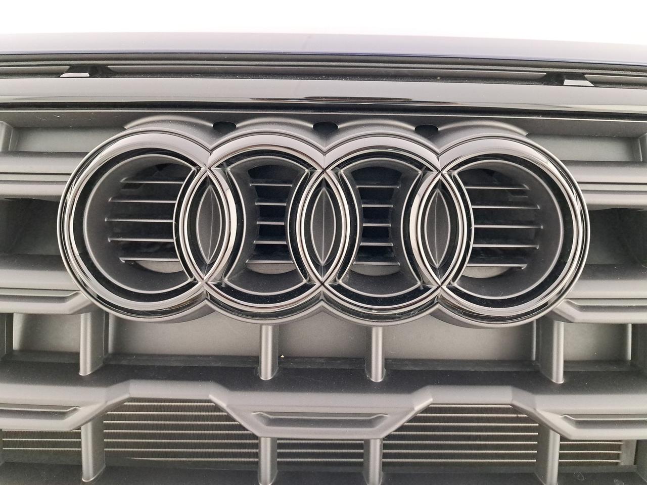 Audi Q2 30 2.0 tdi s line edition