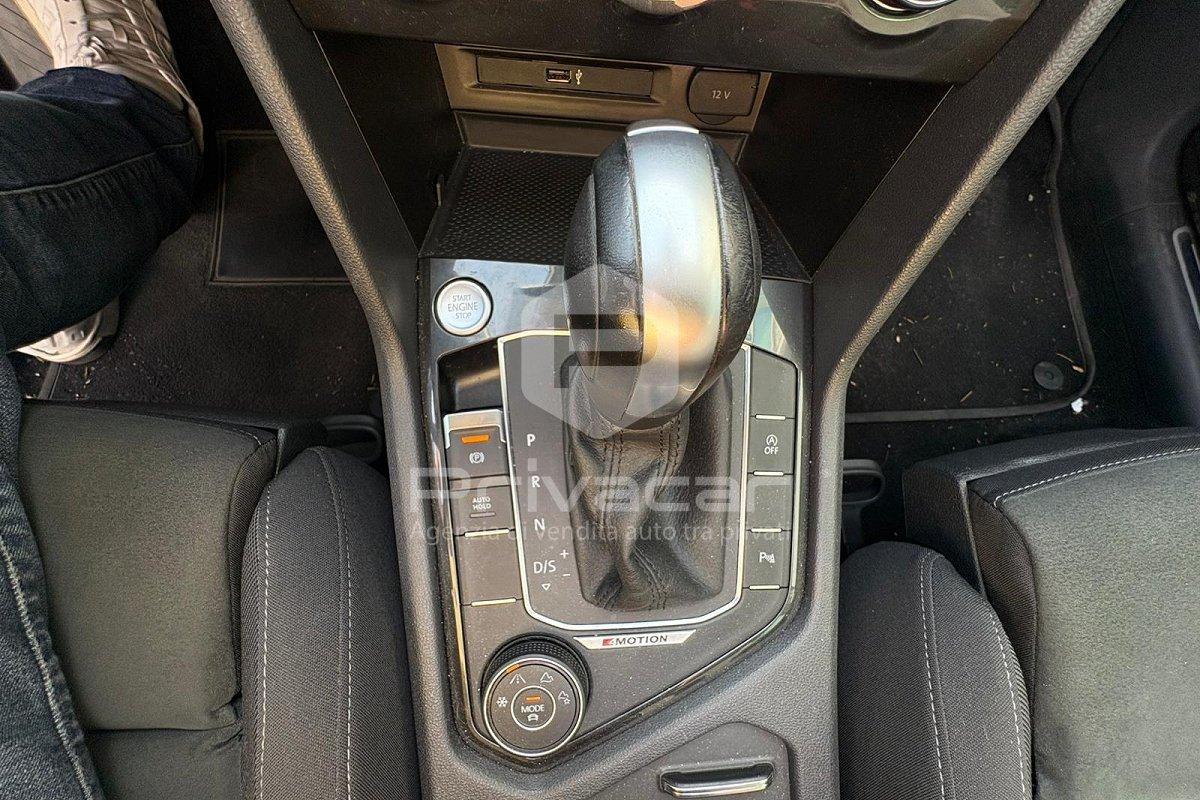 VOLKSWAGEN Tiguan 2.0 TDI 150 CV SCR DSG 4MOTION R-Line