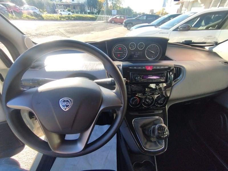 Lancia Ypsilon Ypsilon 1.2 69 CV 5 porte S&S Silver