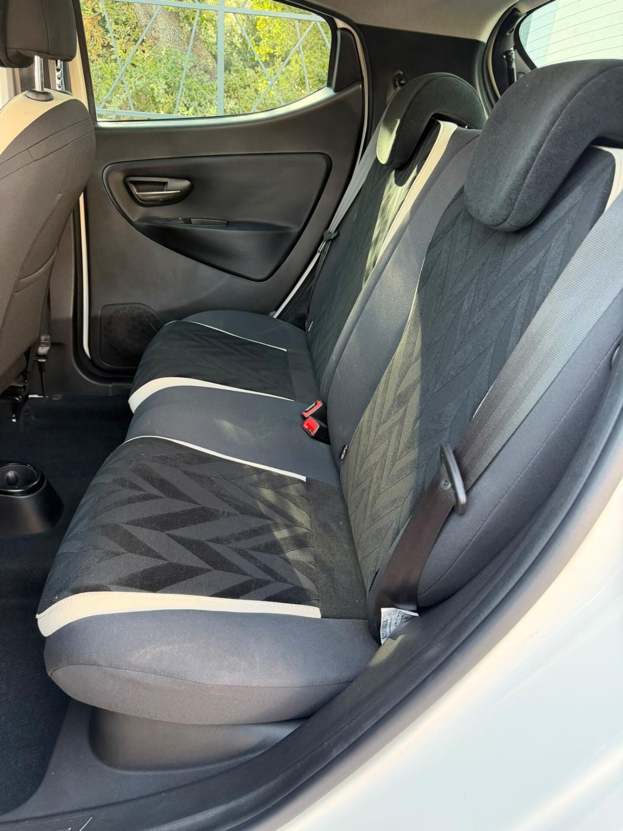 Lancia Ypsilon 1.3 MJT 16V 95 CV 5 porte S&S Gold