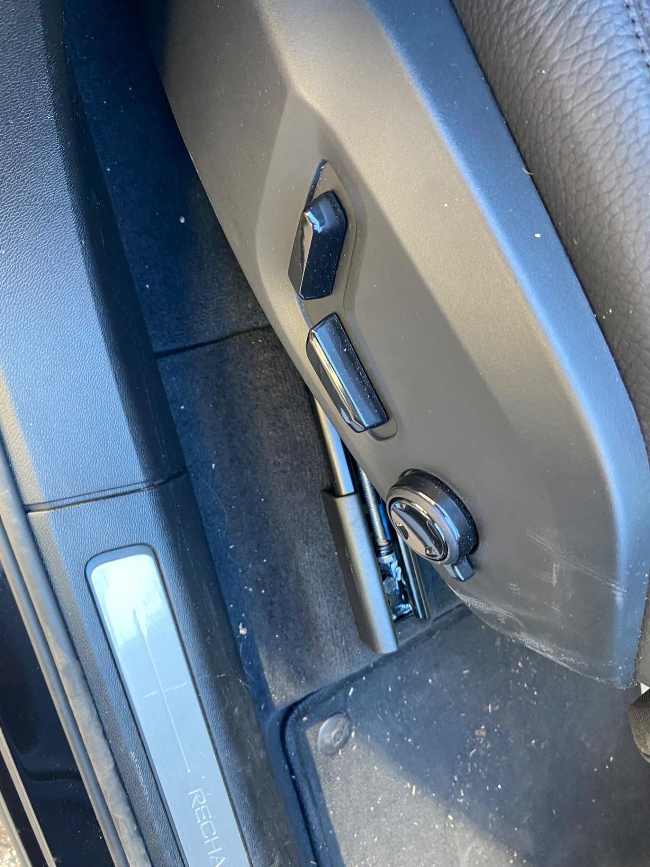 Volvo XC 60 XC60 T6 Recharge Plug-in Hybrid AWD automatico Plus Dark INSCRIPTION