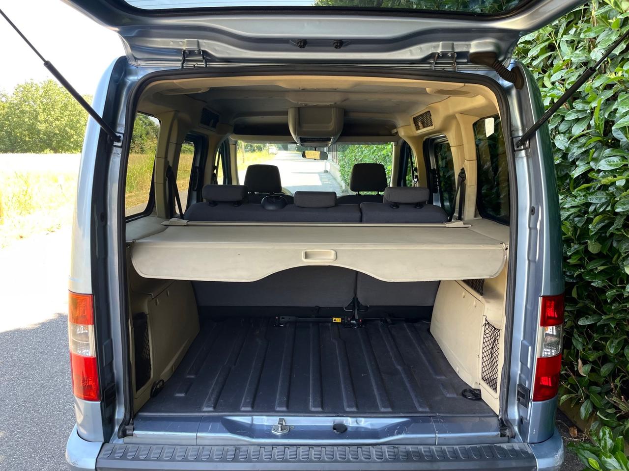 Ford Tourneo Connect 1.8 TDCi/90CV *AUTOVETTURA*