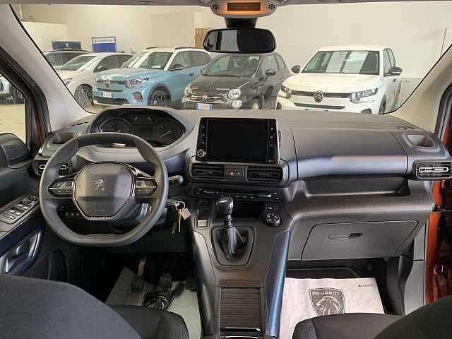 Peugeot Rifter Puretech 110 S&S Allure Standard